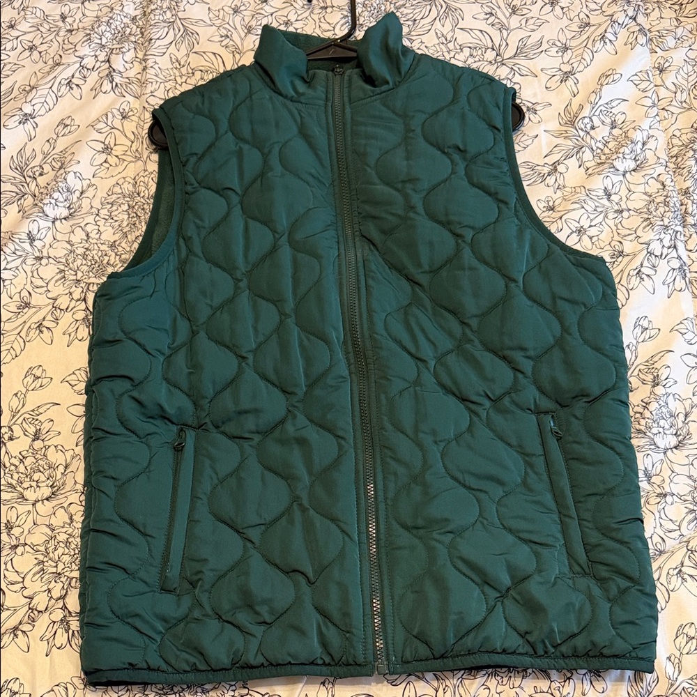 Women’s Green Quilted Vest
